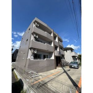 TRINITY(九之坪)の外観