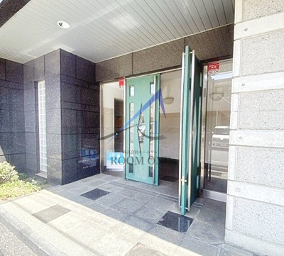 エントピア・レストのエントランス|エントランスです。