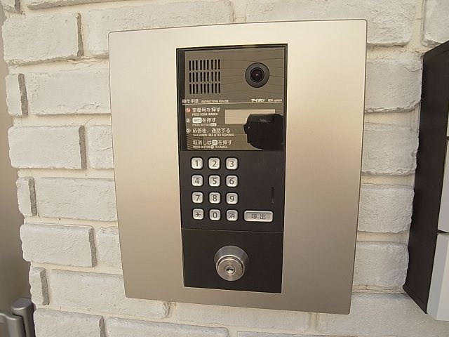 ＫＴＩレジデンス湊川Ⅱのセキュリティ|ＴＶモニターフォン連動のオートロック完備