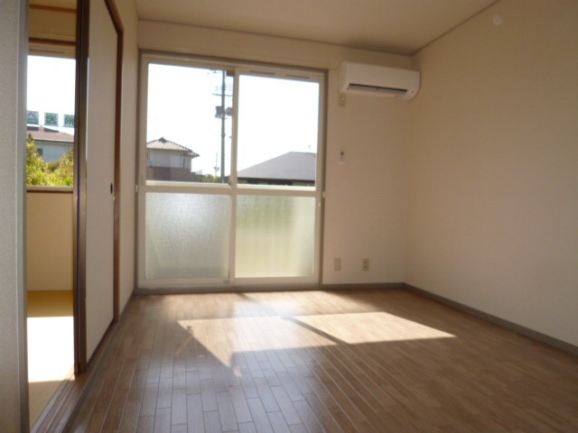 桜コーポの居間・リビング