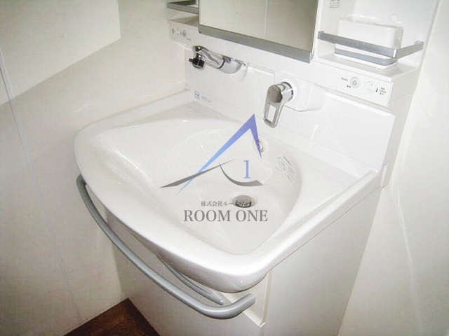 ラフィネ小竹向原の洗面所|洗面台です。