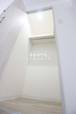 【収納】 | ワコーレヴィータ江坂WEST | 人気のウォークインクローゼット付き♪