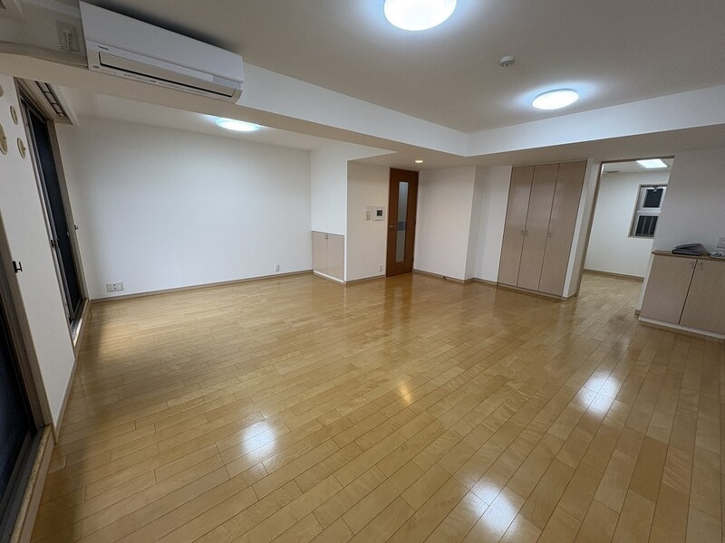 ラトリエ吉祥寺の居間・リビング