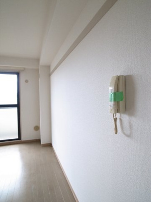 【セキュリティ】 | フィールドハウス青葉伍番館 | インターフォンでドアを開けずに対応可能。