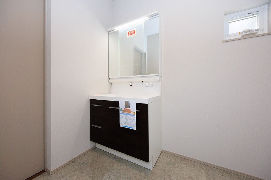 仲介手数料不要　大英産業アーキデイズ東区小山2丁目１号地【託麻東小・二岡中】の独立洗面台