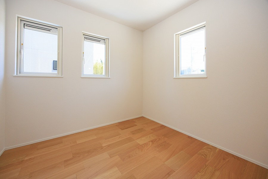 仲介手数料不要　大英産業東区戸島７丁目２号地【長嶺小・長嶺中】の洋室