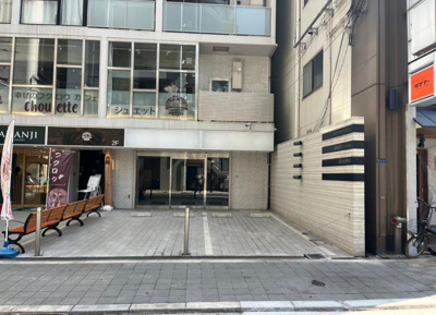 【エントランス】 | 心斎橋1921