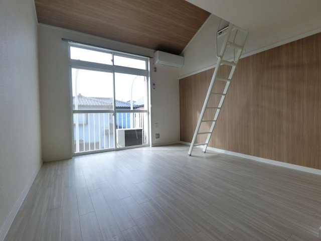 ロックス貝塚の内装