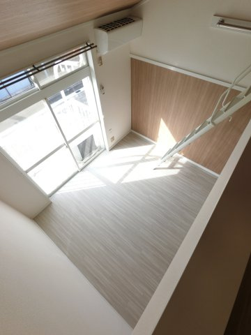 ロックス貝塚の居間・リビング