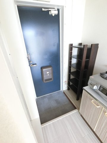 ロックス貝塚の玄関