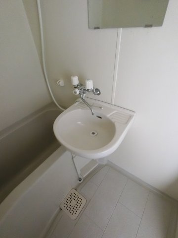 ロックス貝塚の洗面所