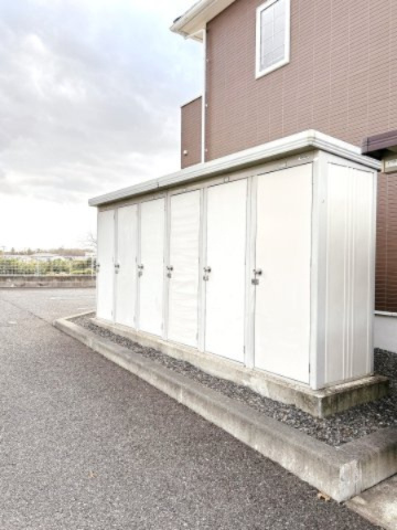 ブリーズ・ハウスのその他