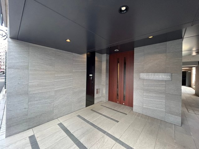 【エントランス】