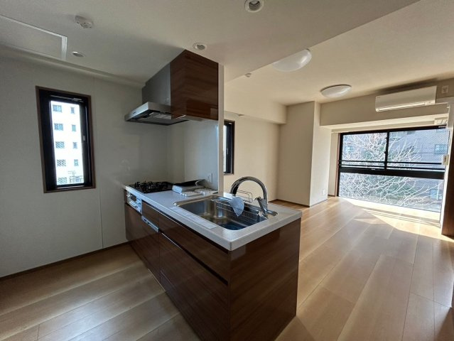 【居間・リビング】