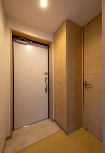 プラティーク桜新町　礼金0　角部屋　高層階　防犯設備充実の玄関