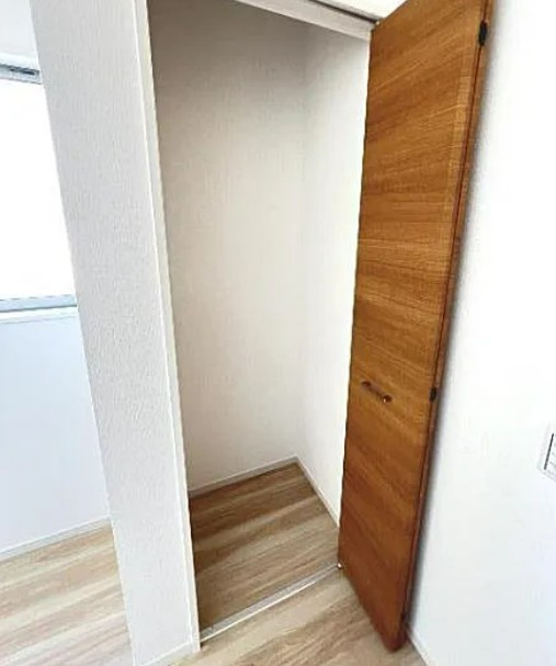 【未入居】川越市今成１期 3号棟の収納|収納豊富で便利です！