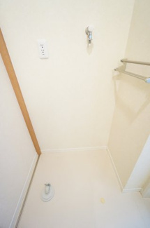 【洗面所】 | 四季の風　かざはな棟 | ※同物件・反転タイプの写真です