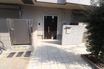 【エントランス】 | メゾン・ド・オリーブ