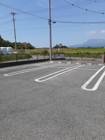 ノーブルⅡの駐車場|駐車場です