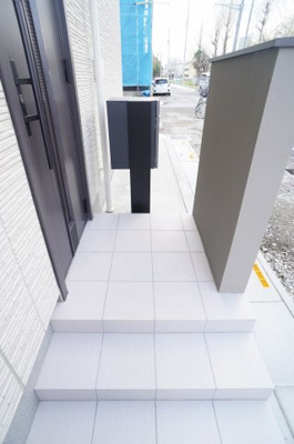 【その他共用部分】 | 錦町ハウス | ３階の方専用の宅配ボックス・ポストです。