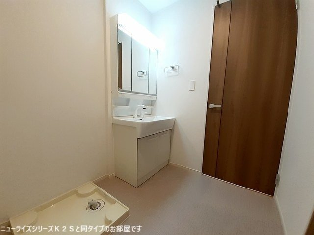 ウィング　コート　アキの洗面所