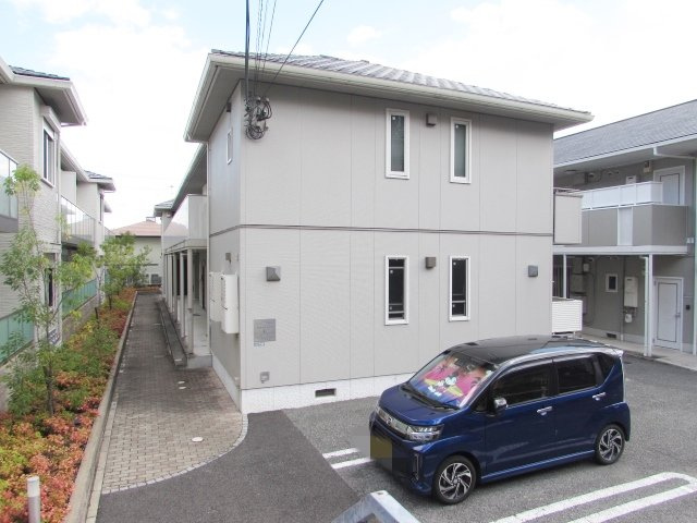 サカセ川ハイツBのエントランス