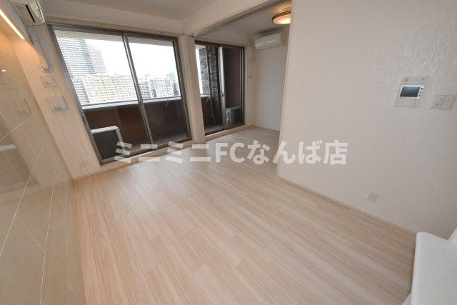 プレジオ難波ユーロの居間・リビング