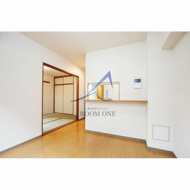 ボヌール尾久橋通りの居間・リビング|洋室のお部屋です。