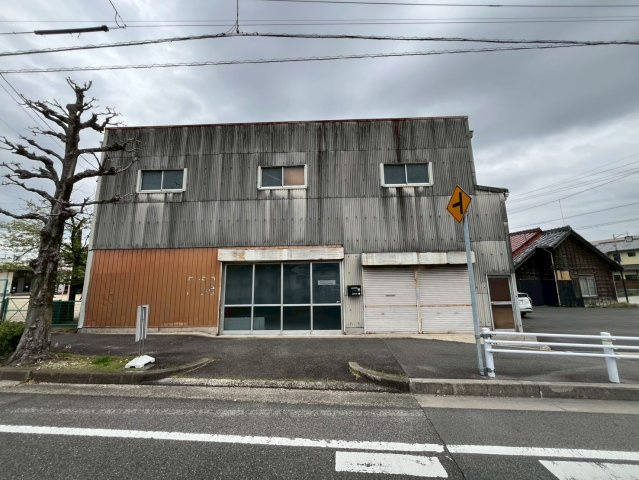 みよし町上貸倉庫の外観