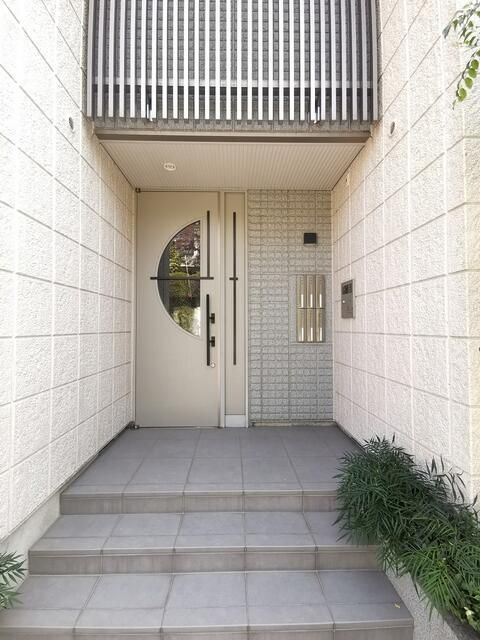 Lien de familleのエントランス