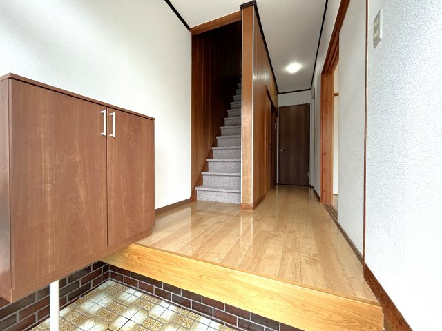 須崎市多ノ郷甲　中古戸建の玄関