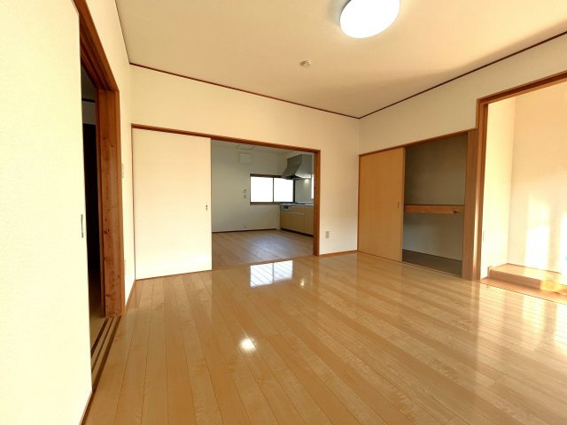 須崎市多ノ郷甲　中古戸建の洋室
