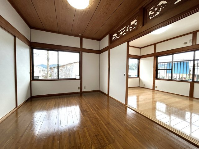 須崎市多ノ郷甲　中古戸建の洋室