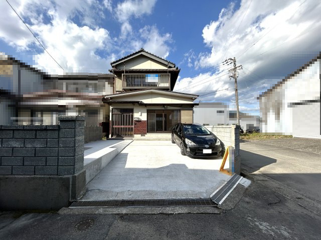 須崎市多ノ郷甲　中古戸建の駐車場