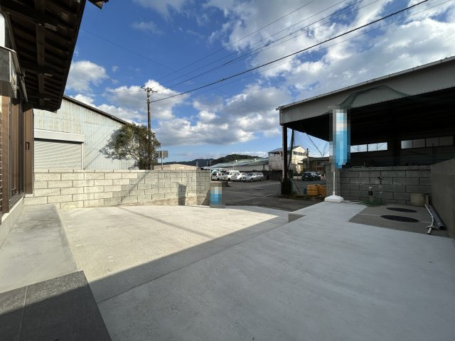須崎市多ノ郷甲　中古戸建の駐車場