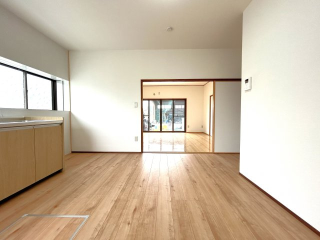 須崎市多ノ郷甲　中古戸建の居間・リビング