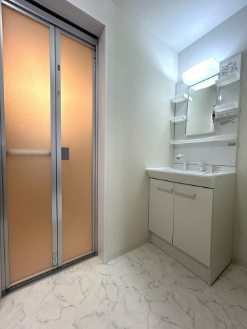 須崎市多ノ郷甲　中古戸建の独立洗面台