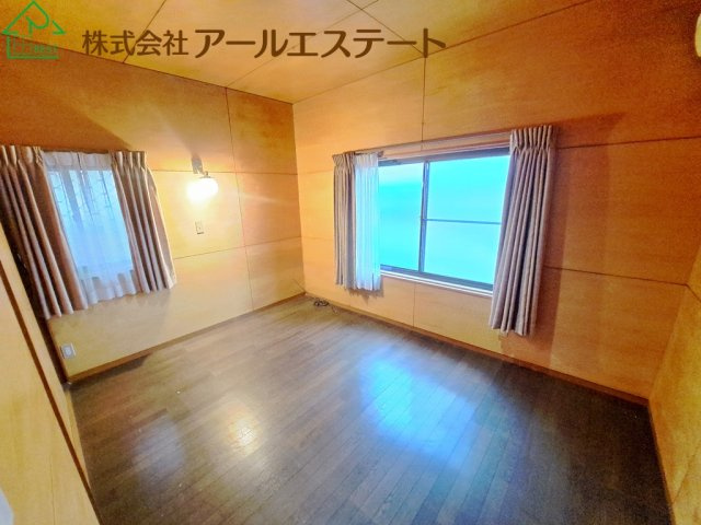 姫路市城見台2丁目　中古戸建の洋室