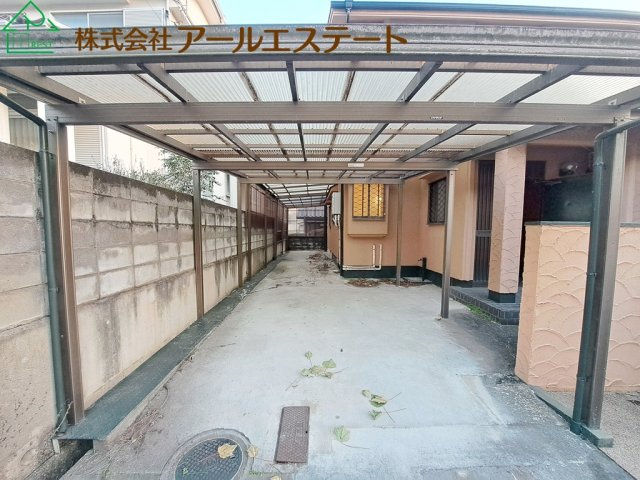 姫路城見台2丁目　中古戸建の駐車場