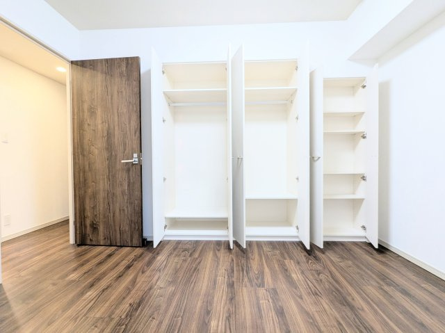 パレステージ上野のエントランス