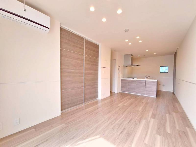 Ｋａｓｈｉｗａ　Ｐｌａｃｅの居間・リビング|★リビング／別号室写真★