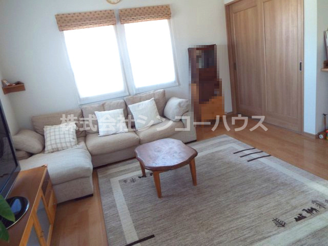 【居間・リビング】 | 久喜市古久喜　中古戸建