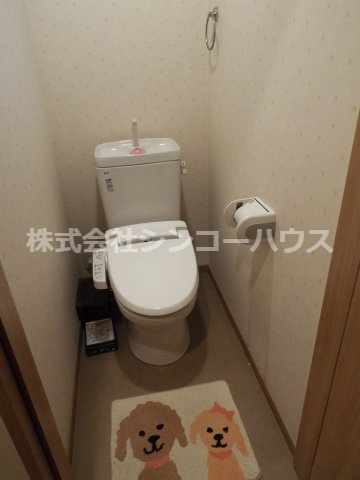 【トイレ】 | 久喜市古久喜　中古戸建 | 1階と2階にトイレがあります。
