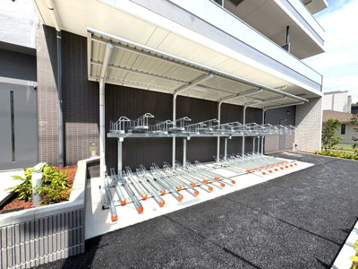 【その他共用部分】 | スターズスクエア浦和美園 | 駐輪場です