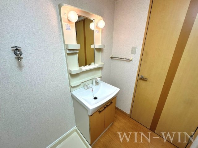 ヒールコートGOTOの独立洗面台