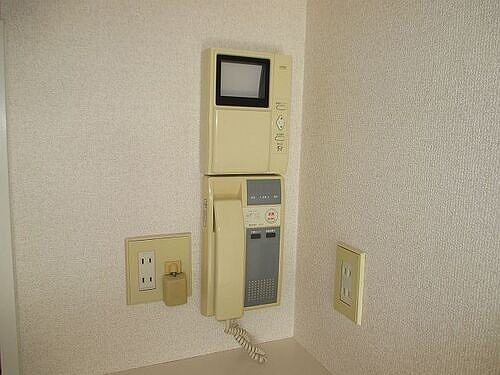 シティコートフドウ中山のセキュリティ|インターホン　※前回募集時2018年12月撮影