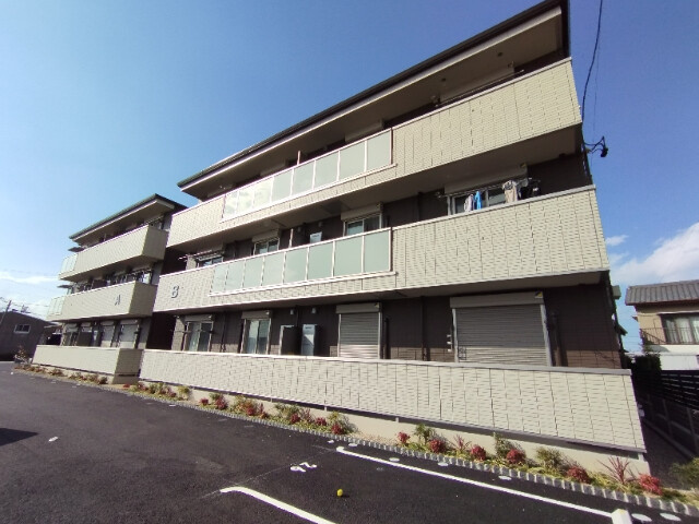 メゾンあらい　B棟の外観