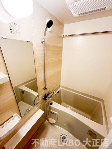 リヴェント難波ウエストの浴室