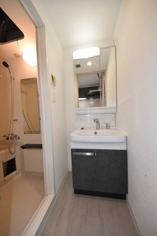 プレサンス大正フレンジの洗面所