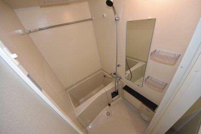 プレサンス大正フレンジの浴室